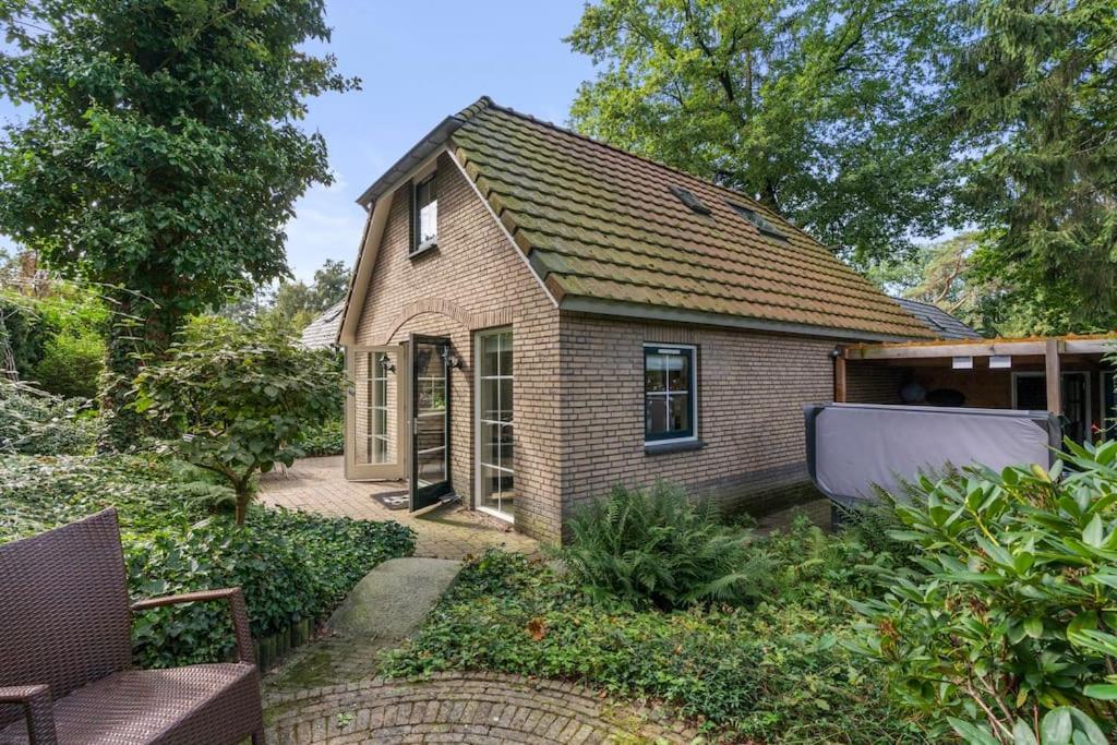 Luxe Vakantiehuis In Het Bos Met Jacuzzi En Sauna Lunteren Εξωτερικό φωτογραφία