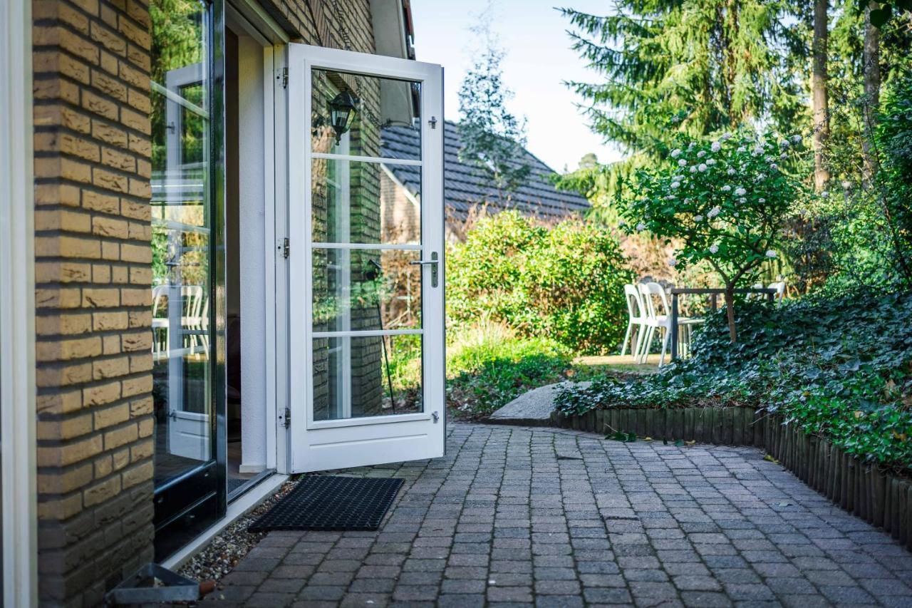 Luxe Vakantiehuis In Het Bos Met Jacuzzi En Sauna Lunteren Εξωτερικό φωτογραφία