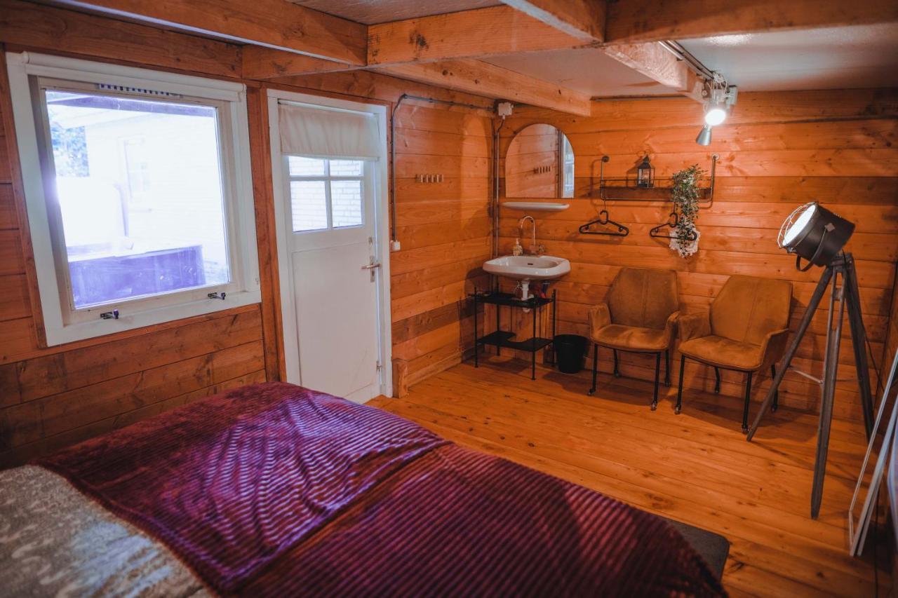 Luxe Vakantiehuis In Het Bos Met Jacuzzi En Sauna Lunteren Εξωτερικό φωτογραφία
